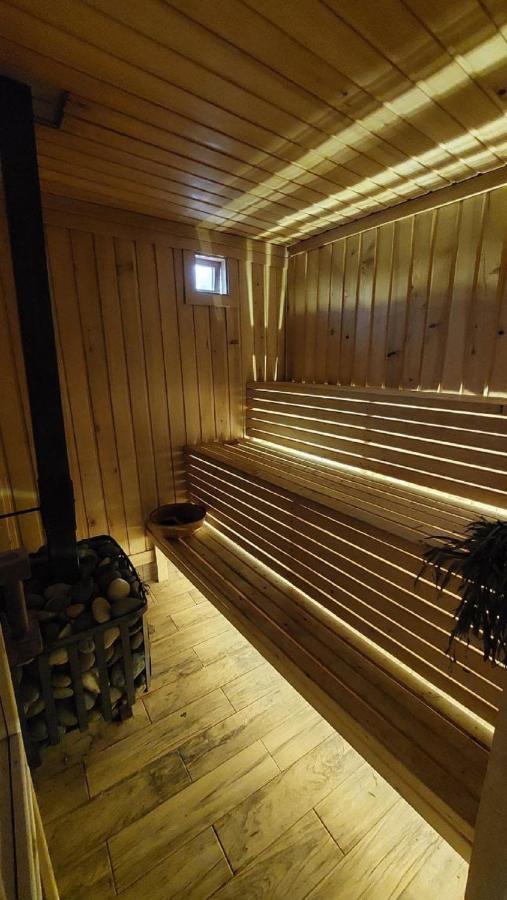 Sister'S Warm Guest House 바투미 외부 사진