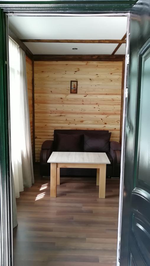 Sister'S Warm Guest House 바투미 외부 사진
